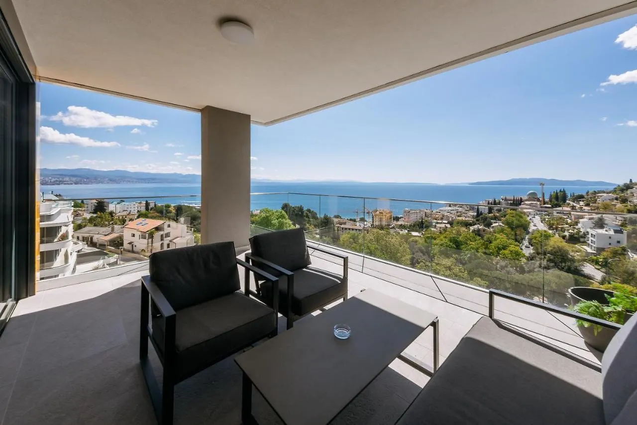 Carmen Residence Apartments Abbazia