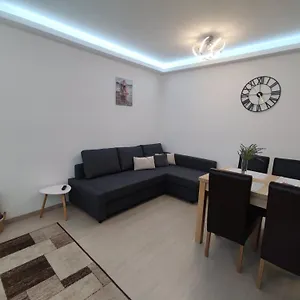ellenőrizze a rendelkezésre állást
