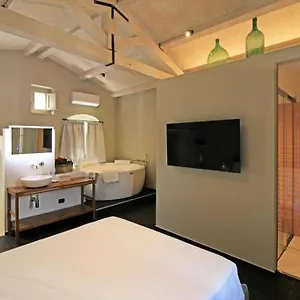 https://villa-casa-merce.sicilyhotelsitaly.net